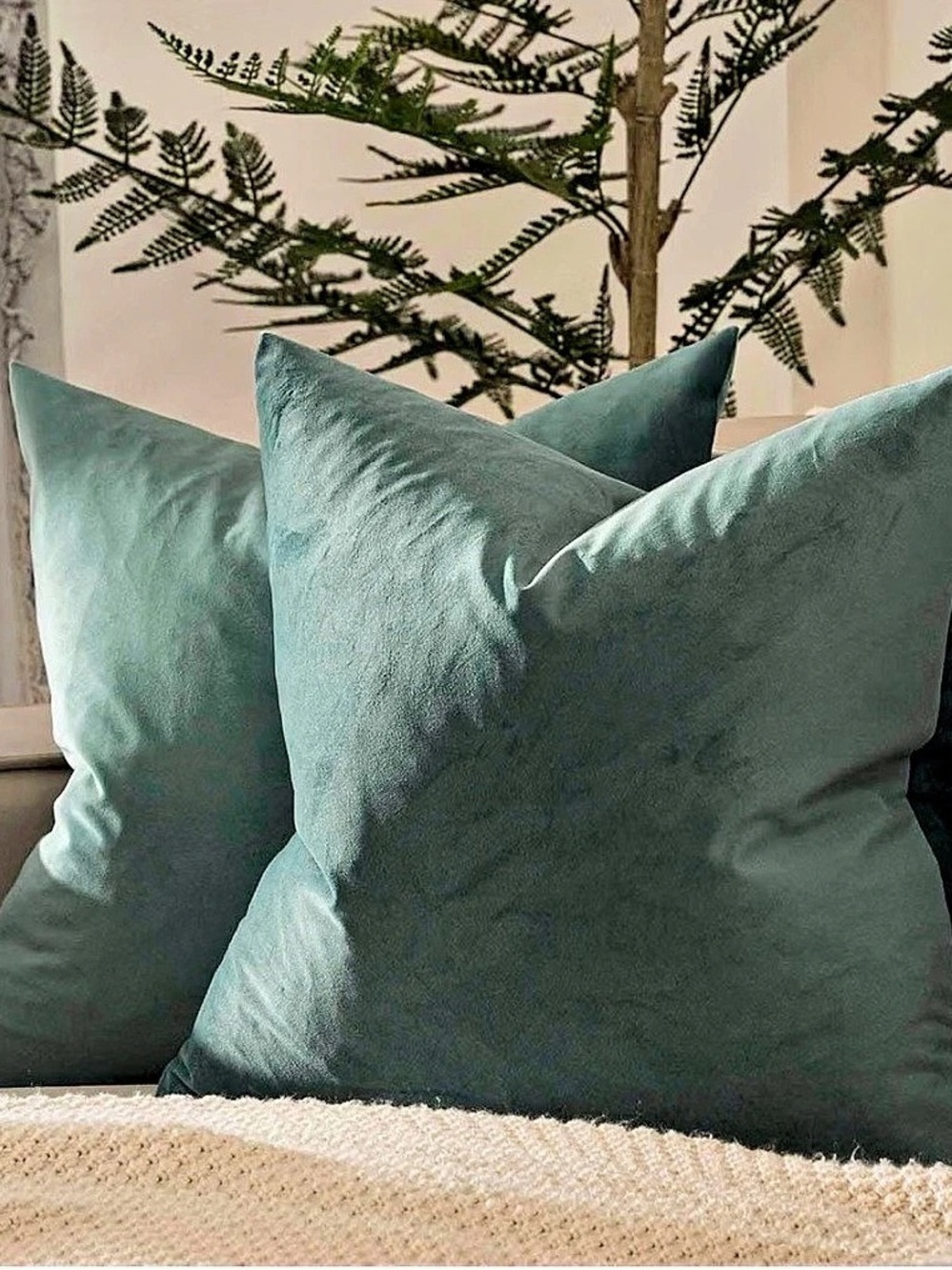 JUSPURBET Emerald Green Velvet Accent Pillow Covers